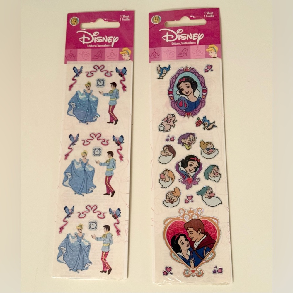 !! DO NOT BUY !!

NWT Vintage Disney princess stickers cinderella snow white